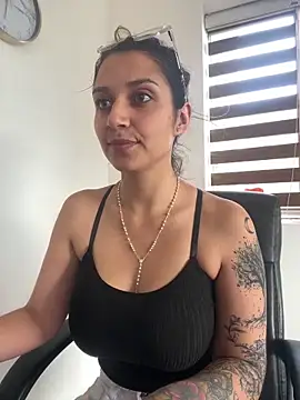 Isabella varella- online show from 04-28-26, 01:16