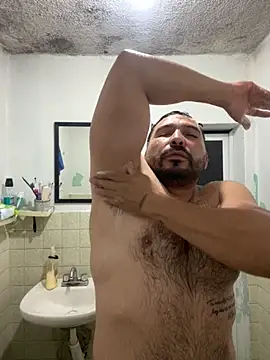 Snapshot of Edson_Blure chatting on 04-03-26, 03:59 Edson Blure online show from 04-03-26, 03:59