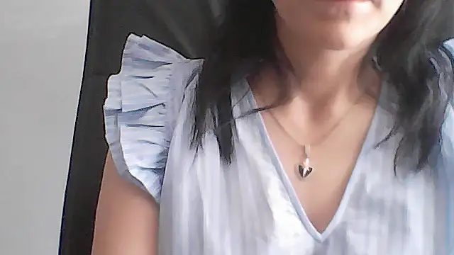 Snapshot of sara_41 chatting on 07-01-26, 08:27 sara 41 online show from 07-01-26, 08:27
