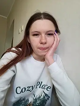 JessicaHolland1 online show from 04-21-26, 05:14