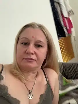 MilaLila204 online show from 04-26-26, 02:59