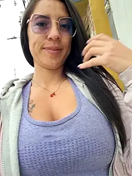 Snapshot of VALERY-94 chatting on 04-09-26, 12:10 VALERY-94 online show from 04-09-26, 12:10