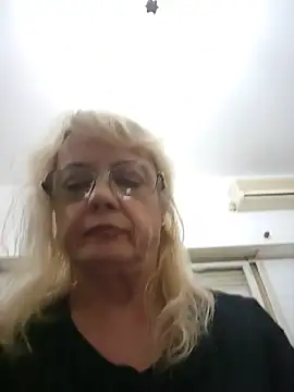 MatureElegantWidow online show from 05-10-26, 12:16