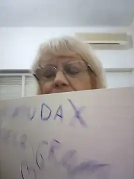 MatureElegantWidow online show from 05-11-26, 01:22
