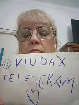 MatureElegantWidow online show from 05-17-26, 01:25
