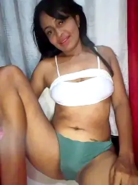 Snapshot of Lia_Phone_ chatting on 05-21-26, 04:41 Lia Phone online show from 05-21-26, 04:41
