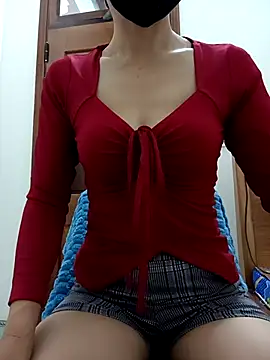 Snapshot of Mi-Kami chatting on 04-07-26, 01:39 Mi-Kami online show from 04-07-26, 01:39