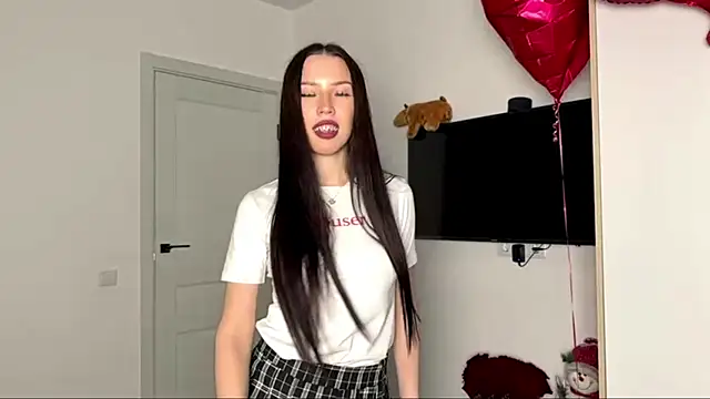 Snapshot of PalmiraJaussen chatting on 04-03-26, 05:11 PalmiraJaussen online show from 04-03-26, 05:11