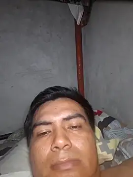 Snapshot of kengus chatting on 04-04-26, 05:16 kengus online show from 04-04-26, 05:16