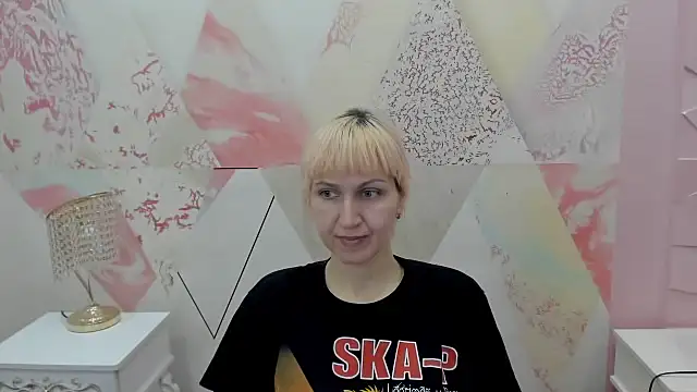 Snapshot of Helgy_asy chatting on 04-07-26, 01:44 Helgy asy online show from 04-07-26, 01:44