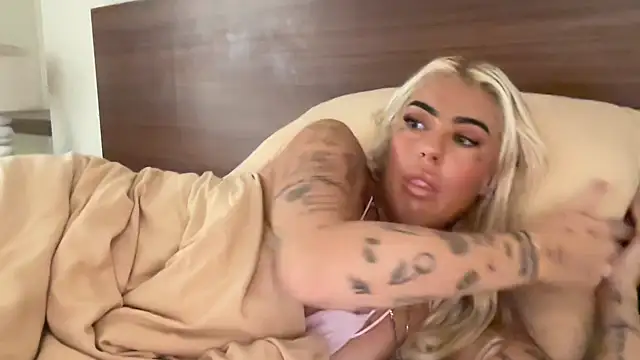 jesswilde xo online show from 04-22-26, 12:02