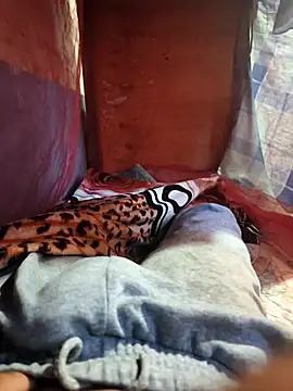 Snapshot of Jackoleroboyboy chatting on 04-05-26, 10:40 Jackoleroboyboy online show from 04-05-26, 10:40