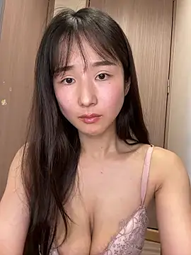 Hinako 0012 online show from 04-27-26, 03:48