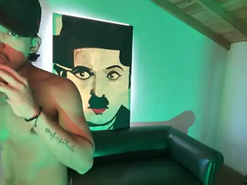 Cuteathleticboys online show from 04-07-26, 08:53