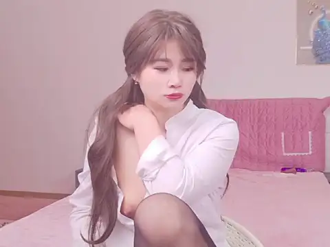 Snapshot of lmnb8888 chatting on 04-04-26, 10:13 lmnb8888 online show from 04-04-26, 10:13