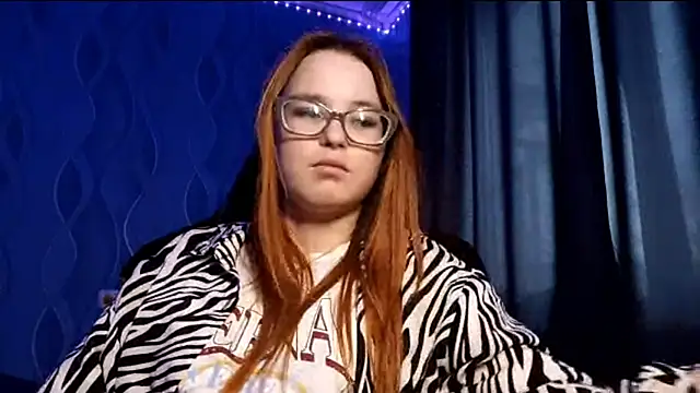 Snapshot of Sheriscute chatting on 04-04-26, 01:41 Sheriscute online show from 04-04-26, 01:41