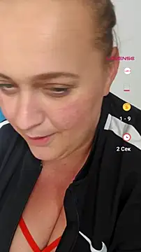 Snapshot of Blondibaby chatting on 07-06-26, 03:03 Blondibaby online show from 07-06-26, 03:03