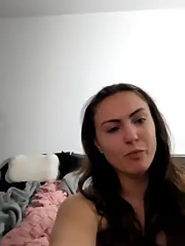 Snapshot of alwayswettt chatting on 04-04-26, 10:24 alwayswettt online show from 04-04-26, 10:24