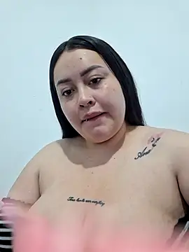 Snapshot of Stefiilove- chatting on 04-04-26, 03:42 Stefiilove- online show from 04-04-26, 03:42