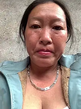 candy-beo online show from 05-10-26, 03:44