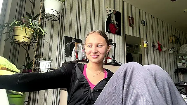 Snapshot of AiConzemius chatting on 05-13-26, 11:40 AiConzemius online show from 05-13-26, 11:40