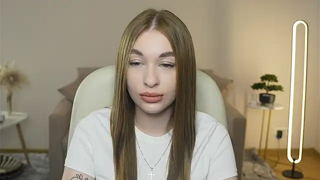 Snapshot of SangVivolo chatting on 04-05-26, 09:50 SangVivolo online show from 04-05-26, 09:50