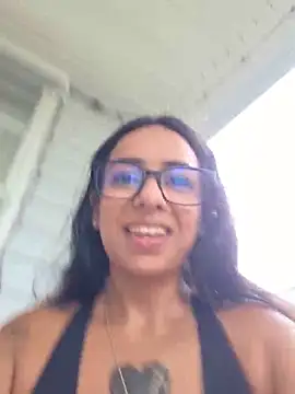 Snapshot of Controllercutie chatting on 06-18-26, 04:00 Controllercutie online show from 06-18-26, 04:00