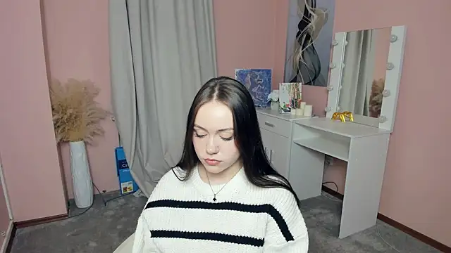 Snapshot of AsleyBasgall chatting on 04-06-26, 03:02 AsleyBasgall online show from 04-06-26, 03:02