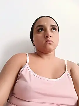 Valentina Narvaez online show from 07-03-26, 04:57
