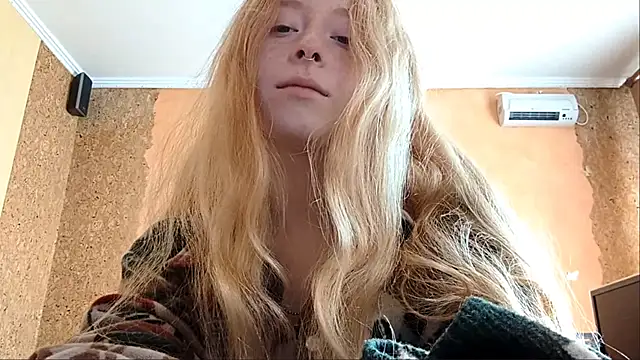KateVibe 01 online show from 06-14-26, 11:40