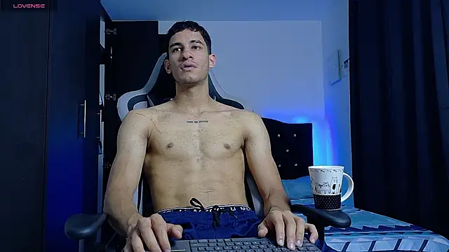 JakeMonroe online show from 06-17-26, 02:51