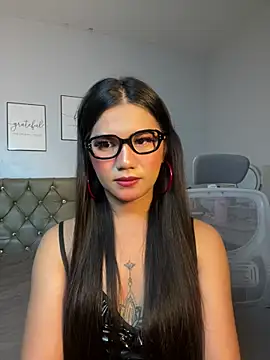 JassmineLove online show from 06-21-26, 08:17
