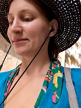 Julialexxxx online show from 07-17-26, 08:21