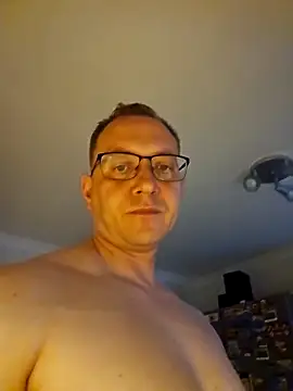 Snapshot of Adamus41 chatting on 04-05-26, 05:48 Adamus41 online show from 04-05-26, 05:48