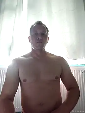 Snapshot of Adamus41 chatting on 05-04-26, 11:17 Adamus41 online show from 05-04-26, 11:17