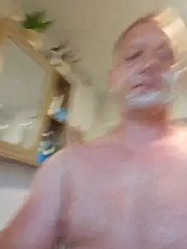 Snapshot of Adamus41 chatting on 05-27-26, 06:16 Adamus41 online show from 05-27-26, 06:16