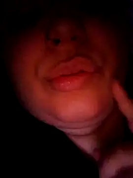 Snapshot of criscvwolff99 chatting on 04-07-26, 03:51 criscvwolff99 online show from 04-07-26, 03:51