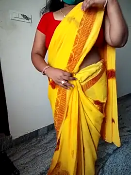 Snapshot of lovely-telugu chatting on 04-11-26, 05:45 lovely-telugu online show from 04-11-26, 05:45