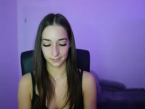 Crystalbrunette18 online show from 05-17-26, 01:07