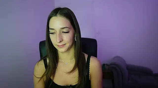 Crystalbrunette18 online show from 05-18-26, 06:14