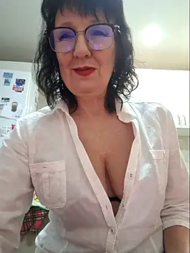 LaliaMia online show from 11-17-25, 03:23