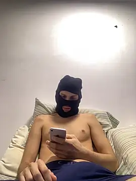 Couple PlayHot BR online show from 05-19-26, 08:37
