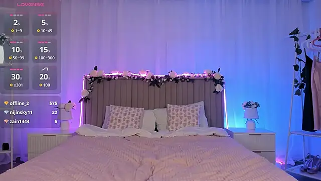 LisaAris online show from 06-08-26, 01:28
