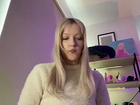 StellinaLuna online show from 04-21-26, 03:07