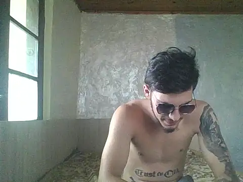robertmrn112 online show from 05-31-26, 02:02
