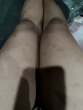 ireshagirls online show from 05-18-26, 04:02