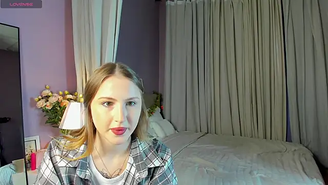 April Jackson online show from 04-09-26, 01:16