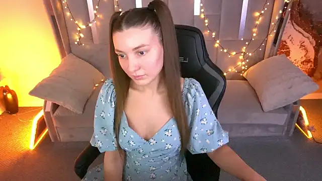 AshleyBaie online show from 04-15-26, 12:34