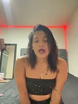 Snapshot of Emily_Gaez chatting on 04-07-26, 08:20 Emily Gaez online show from 04-07-26, 08:20