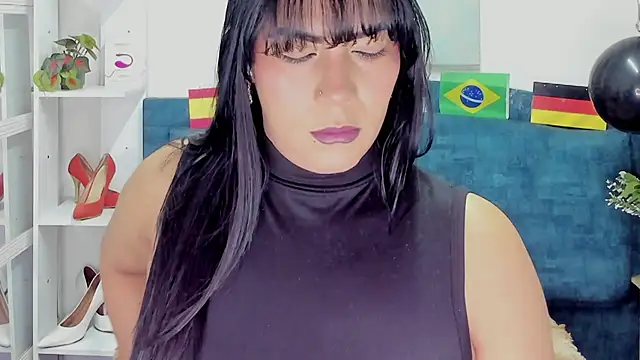 Snapshot of IsadoraVex chatting on 07-11-26, 12:08 IsadoraVex online show from 07-11-26, 12:08